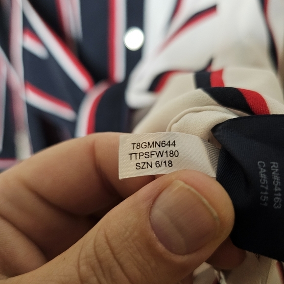 Tommy Hilfiger Tie-Front Colorblocked Tunic Shirt Size Medium - Picture 7 of 10